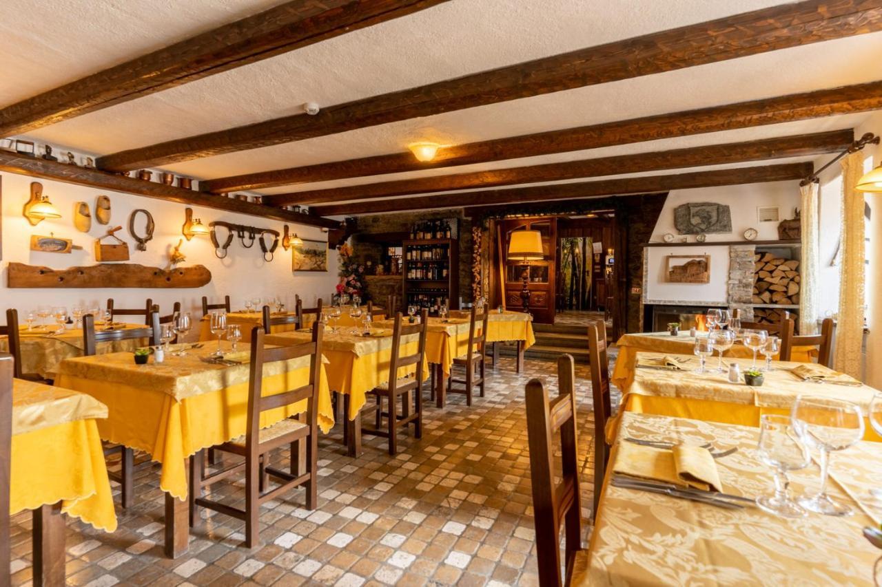 Hotel Des Alpes Saint-Rhemy-En-Bosses Zewnętrze zdjęcie