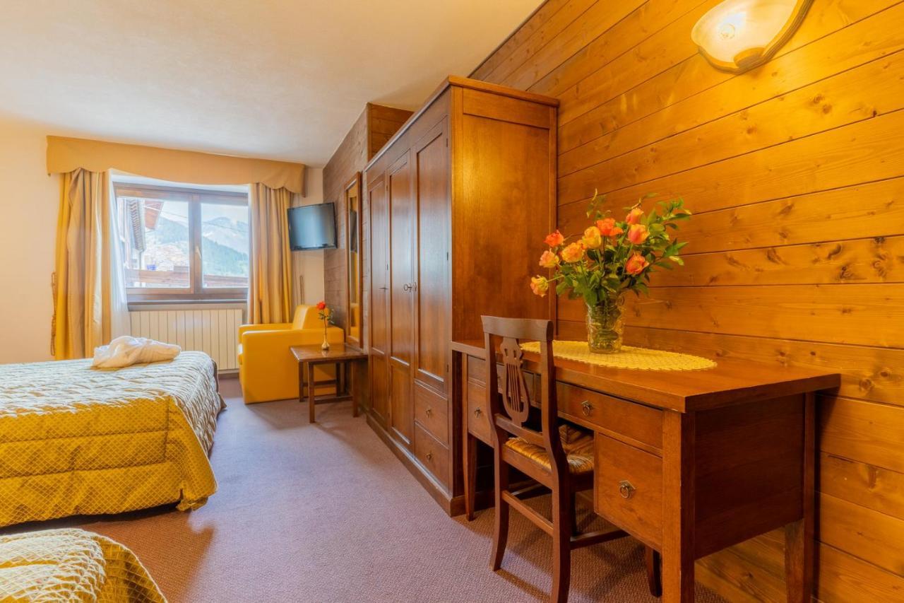 Hotel Des Alpes Saint-Rhemy-En-Bosses Zewnętrze zdjęcie